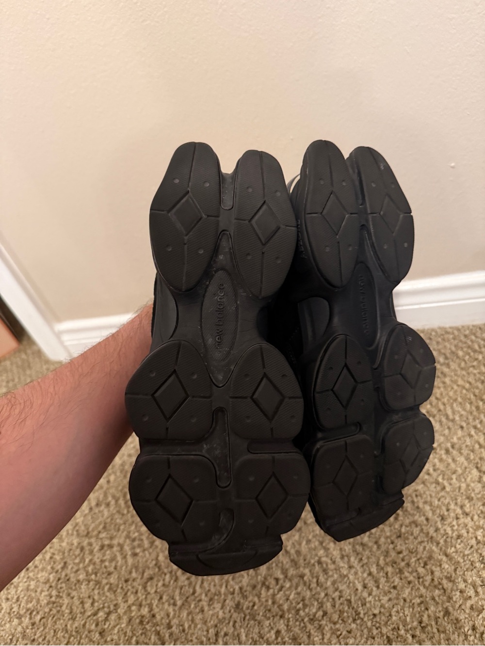 New Balance All-Black Retro Runner Sneakers - Picture 3 of 7